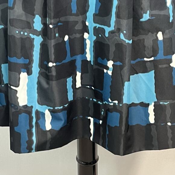 Express Design Studio Skirt size 4 Blue Green Knee Pleated Knee A Line Modest - Picture 3 of 8